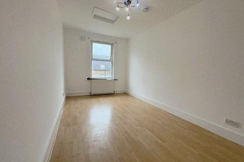 1 bedroom flat to rent, Harrow Road, Maida Vale, W9