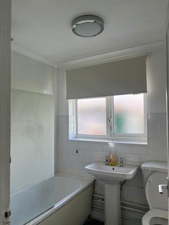 1 bedroom flat to rent, Bradfield Drive , Barking , IG11