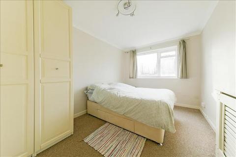 1 bedroom apartment to rent, Florys Court, Southfields, SW19