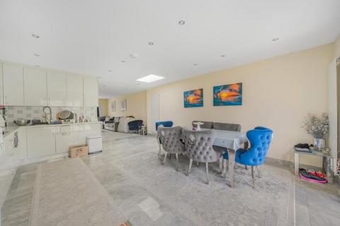 3 bedroom end of terrace house for sale, Slough,  SL2,  SL2