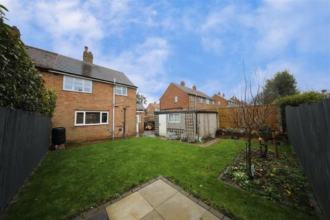 3 bedroom semi-detached house for sale, Hill Crest, Beverley