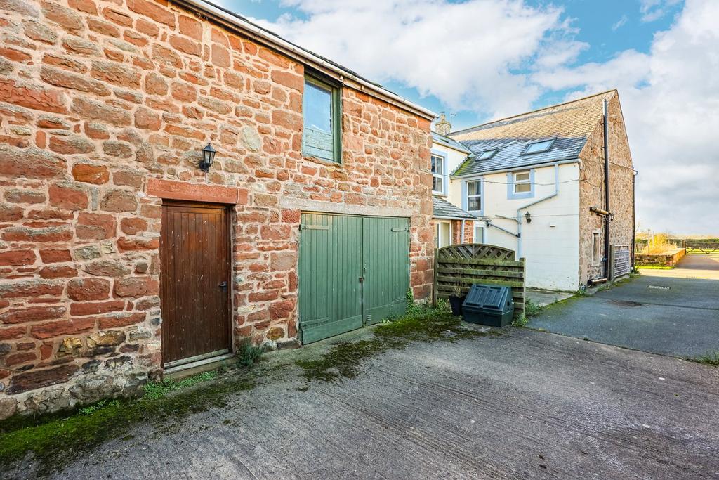 Attached Barn
