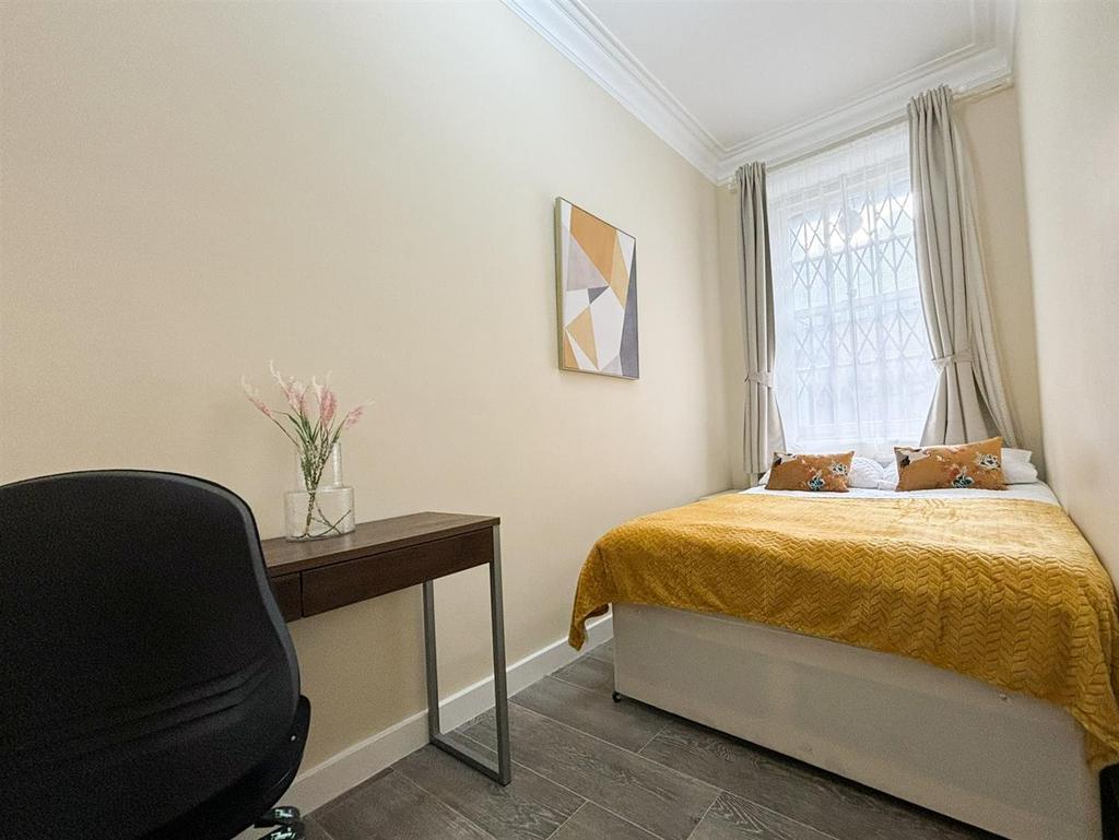 Bedroom 3 (1 of 1).jpg