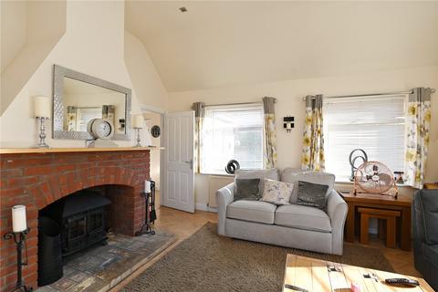 Lavender Cottage Back Road, Middleton, Saxmundham, IP17 3NY