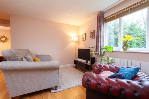 148 Varsity Drive, Twickenham, TW1 1AL