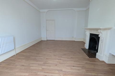 1 bedroom flat to rent, Upper Rock Gardens, Brighton