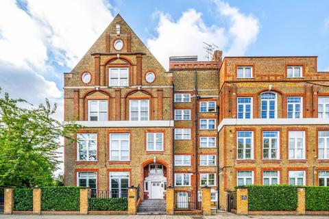 Studio to rent, Shillington House, Battersea, London, SW11