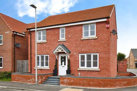 4 bedroom detached house for sale, Bounty Drive, Kingswood, Hull