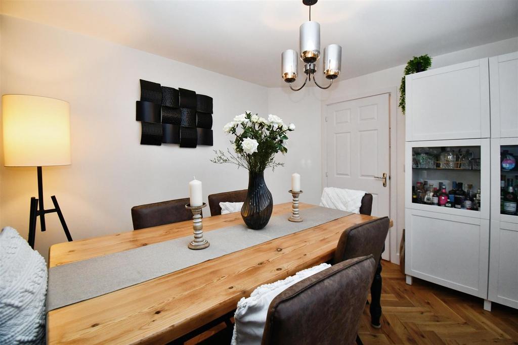 Dining Room/Snug