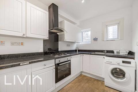 8 Stuart Road, Thornton Heath, CR7 8RA