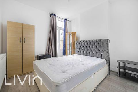 8 Stuart Road, Thornton Heath, CR7 8RA