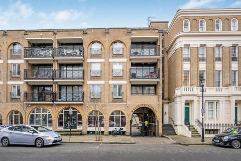 Studio for sale, Milner Square, Islington