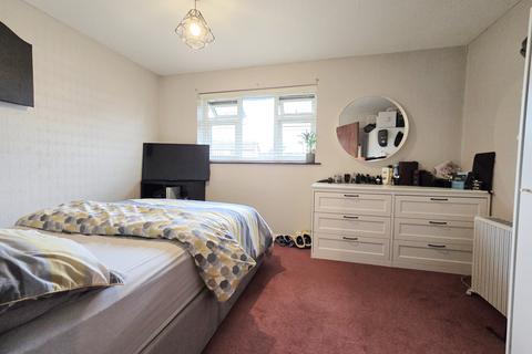 1 bedroom terraced house to rent, Broad Oaks, Wickford, Essex