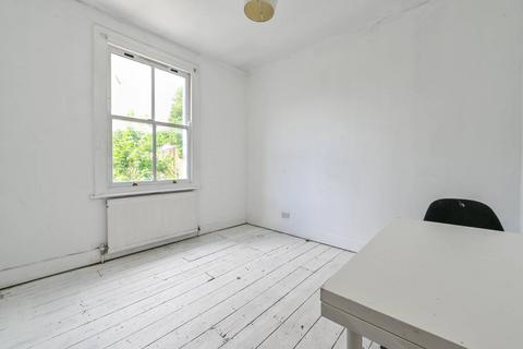 3 bedroom maisonette to rent, Yeate Street, De Beauvoir Town, London, N1