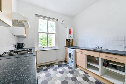 3 bedroom maisonette to rent, Yeate Street, De Beauvoir Town, London, N1