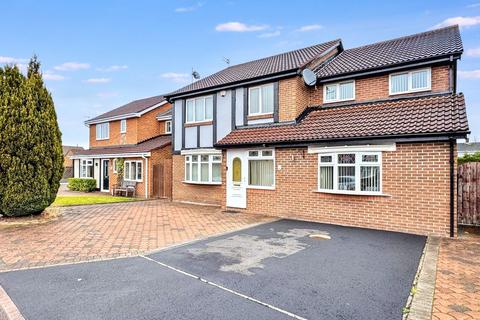 5 bedroom detached house for sale, Eastleigh Close, Boldon Colliery, Tyne and Wear, NE35 9NG