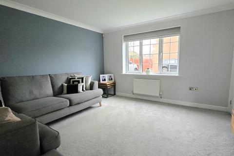 49 Eaton Close, Hatton, Derby, DE65 5ED