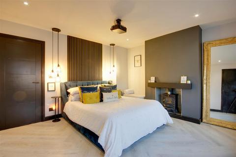 undefined, Northfield, Swanland