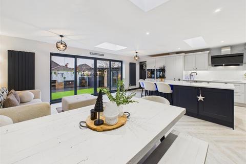 4 bedroom detached bungalow for sale, Northfield, Swanland