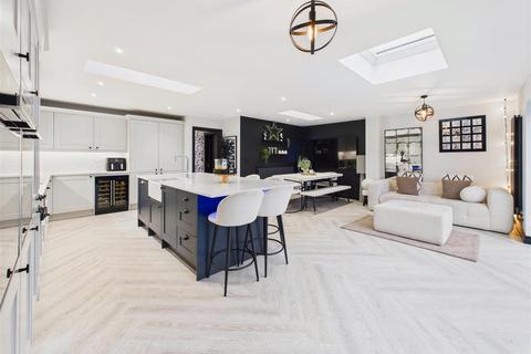 4 bedroom detached bungalow for sale, Northfield, Swanland