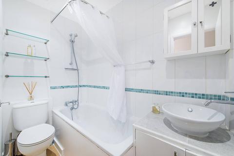 1 bedroom flat to rent, ,Colville Gardens, Notting Hill, London, W11