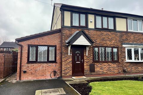 4 bedroom semi-detached house for sale, Longcroft Grove, Audenshaw, Audenshaw