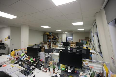 Office to rent, Regents Park Road, London, N3