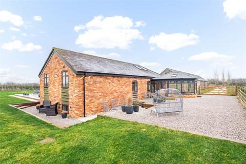 5 bedroom barn conversion for sale, Yew Tree Farm, Tathall End, Milton Keynes, Buckinghamshire, MK19