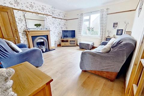 3 bedroom terraced house for sale, Mid Street, Deans, EH54