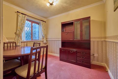 3 bedroom detached house for sale, Spa Close, Hinckley