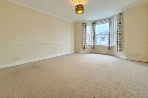 2 bedroom flat to rent, Alum Chine