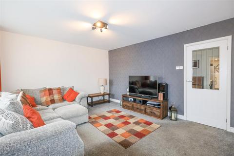 3 bedroom end of terrace house for sale, Bondgate Green Close, Ripon