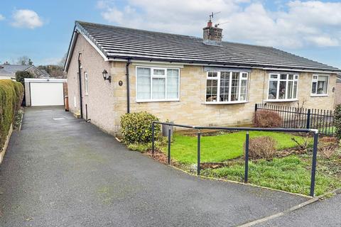 2 bedroom bungalow for sale, Aire Crescent, Cross Hills