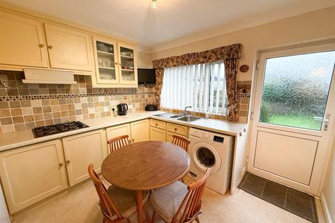 24 Aire Crescent, Cross Hills, Keighley, BD20 7RW
