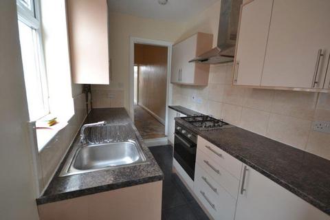 2 bedroom terraced house to rent, Lord Byron Street, Leicester