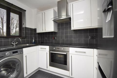 1 bedroom maisonette for sale, Cottimore Lane, Walton-on-Thames, KT12