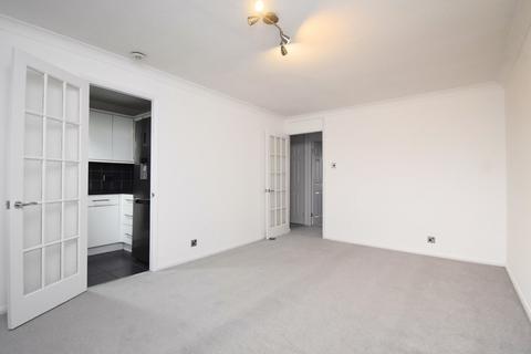 1 bedroom maisonette for sale, Cottimore Lane, Walton-on-Thames, KT12