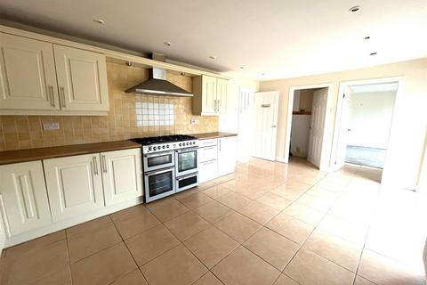 5 bedroom end of terrace house for sale, Leaside Avenue, Handscare, Rugeley