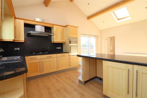 3 bedroom detached bungalow for sale, Ashleigh Road, Barnstaple