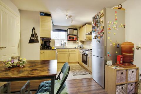 2 bedroom flat for sale, Frankel Avenue, Campion House, SN25