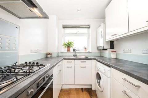 2 bedroom apartment for sale, Valley Road SW16