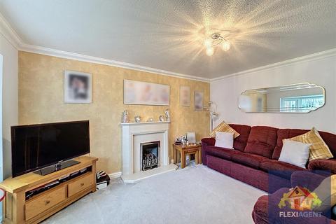 4 bedroom detached house for sale, Pinewood Close, Southport PR8