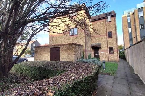 1 bedroom apartment for sale, Betjeman Court, Bentick Road, West Drayton, UB7