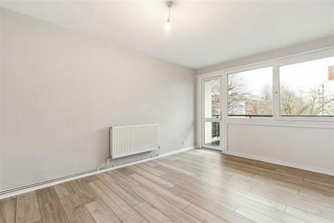 2 bedroom flat for sale, Gosset Street, London E2