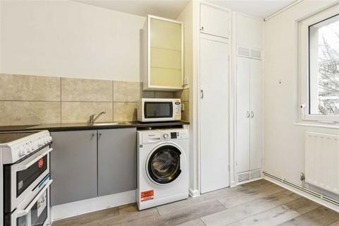 2 bedroom flat for sale, Gosset Street, London E2