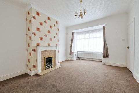 2 bedroom end of terrace house for sale, Spring Gardens, Anlaby Common, Hull, HU4 7QG