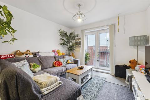 2 bedroom apartment for sale, Elmira Way, Salford, Greater Manchester, M5