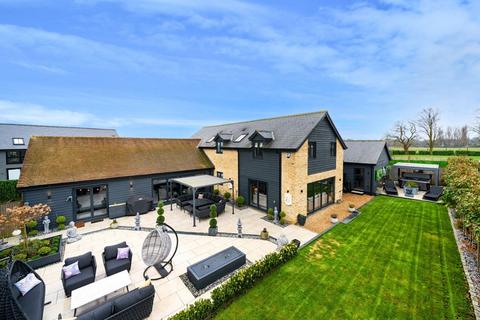 4 bedroom detached house for sale, Top Farm Barns, Wyboston, Bedford