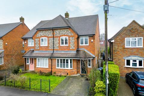 4 bedroom semi-detached house for sale, High Street, Prestwood, Great Missenden HP16