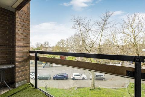 3 bedroom maisonette for sale, Palace Road, London, SW2
